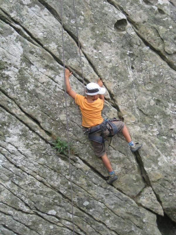 20091008_Madonna_del_Monte_klettern_026.jpg