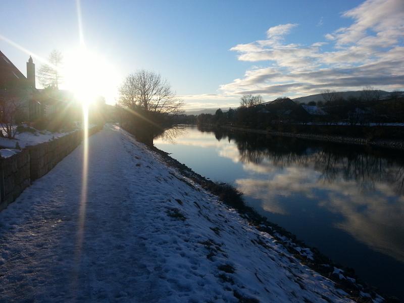 20130122_163445.jpg - Abendstimmung an der aare in Aegerten