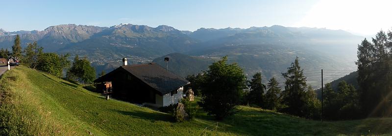 20140725_072559.jpg - 25.7. Morgenstimmung bei Chalet