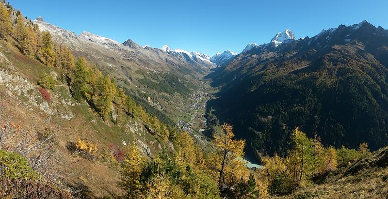 20141018_121159.jpg - 18.10 Wanderung auf dem Lötschentaler Höhenweg von Lauchernalp über Kummenalp, Faldumaalp und Feselalp nach Jeizinnen