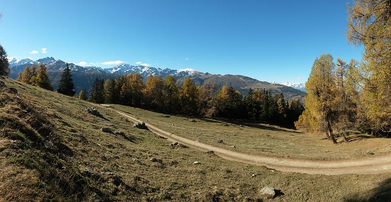 20141030_110532.jpg - 29.10. Mit Bike zur Alpage Lovengo (2116m) und dann Lauf zur Pointes de Tsavolire 3026m