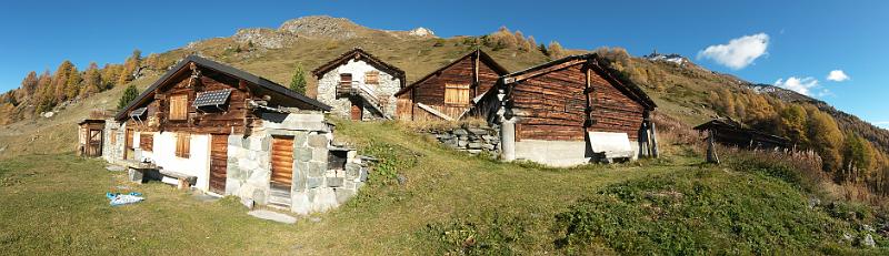 20141030_140649.jpg - 29.10. Mit Bike zur Alpage Lovengo (2116m) und dann Lauf zur Pointes de Tsavolire 3026m - Alpage Lovengo